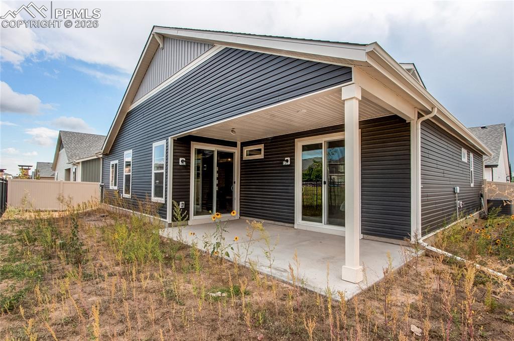 Image 29 of 31: Back of Structure