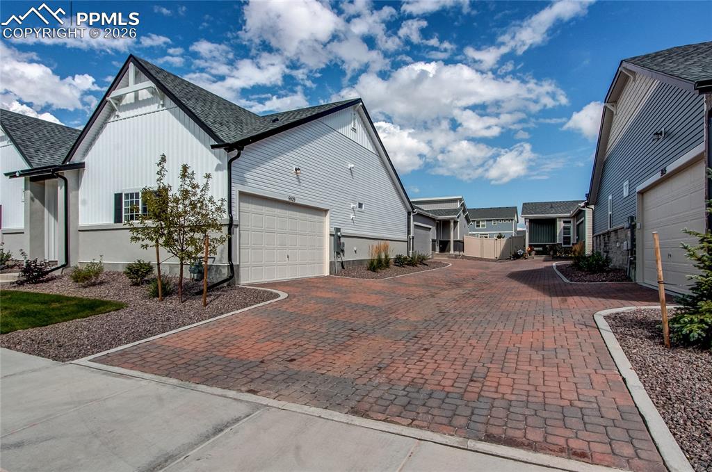 Image 31 of 31: Side of Structure