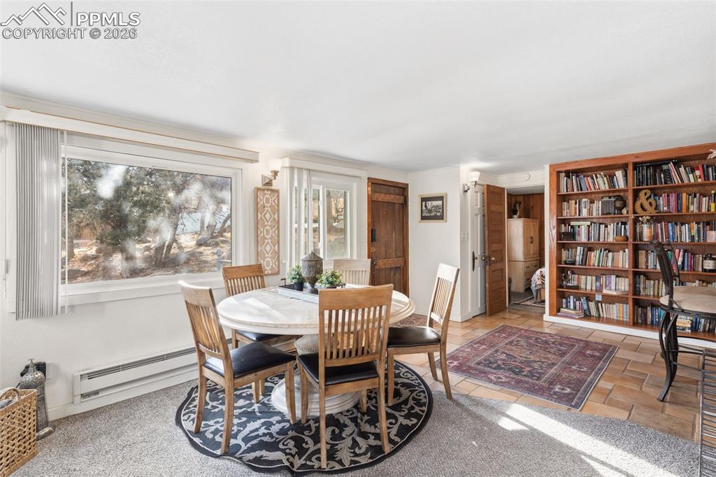 Image 37 of 49: Dining Area