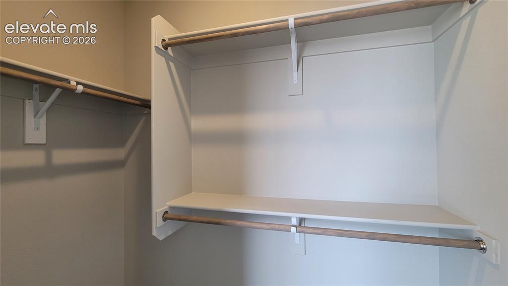 Image 17 of 26: Closet