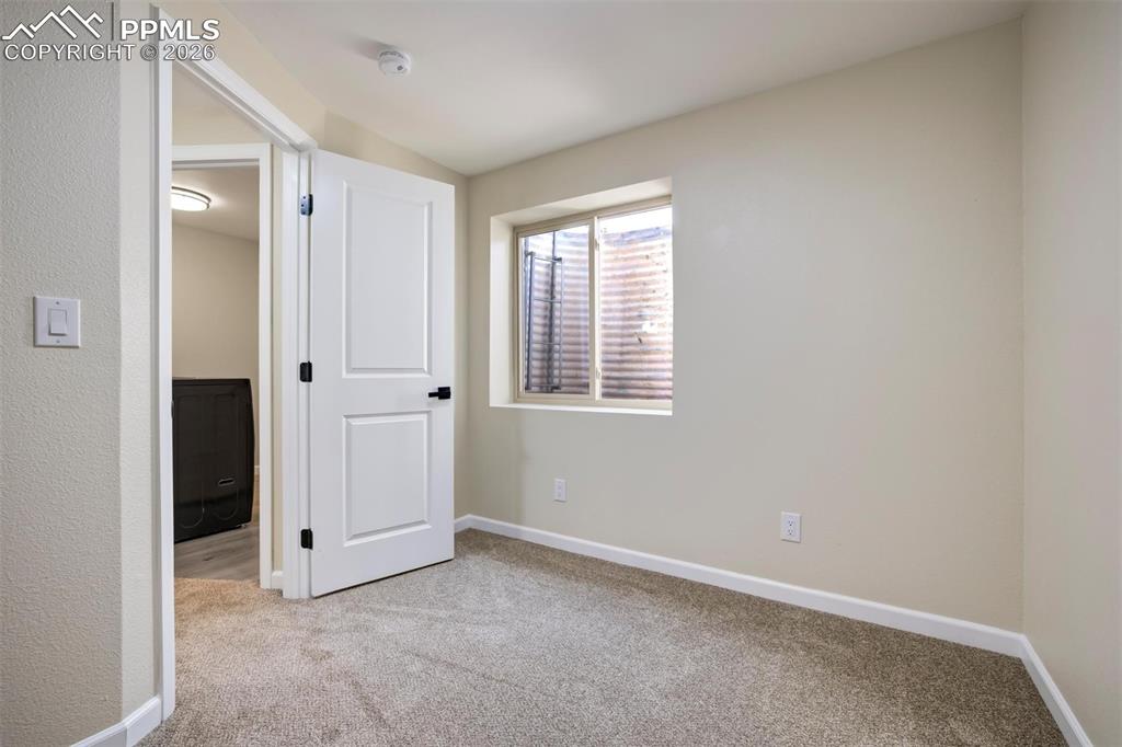 Image 44 of 50: Bedroom