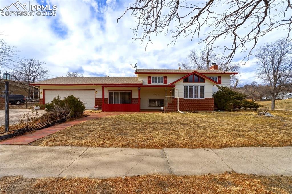 Image 1 of 25: Front of Structure