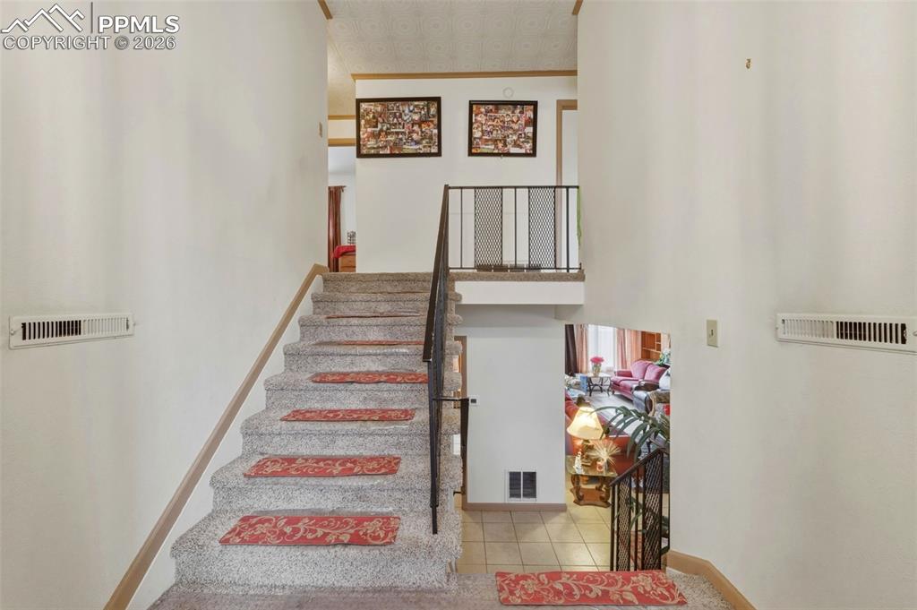 Image 4 of 25: Other