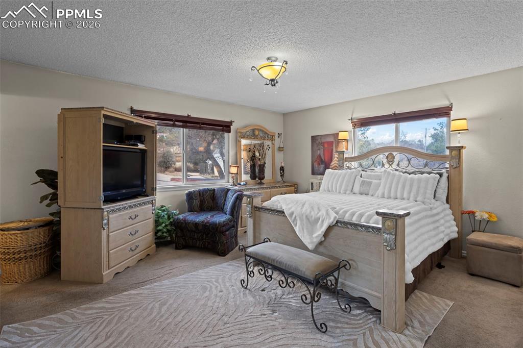 Image 8 of 17: Master Bedroom