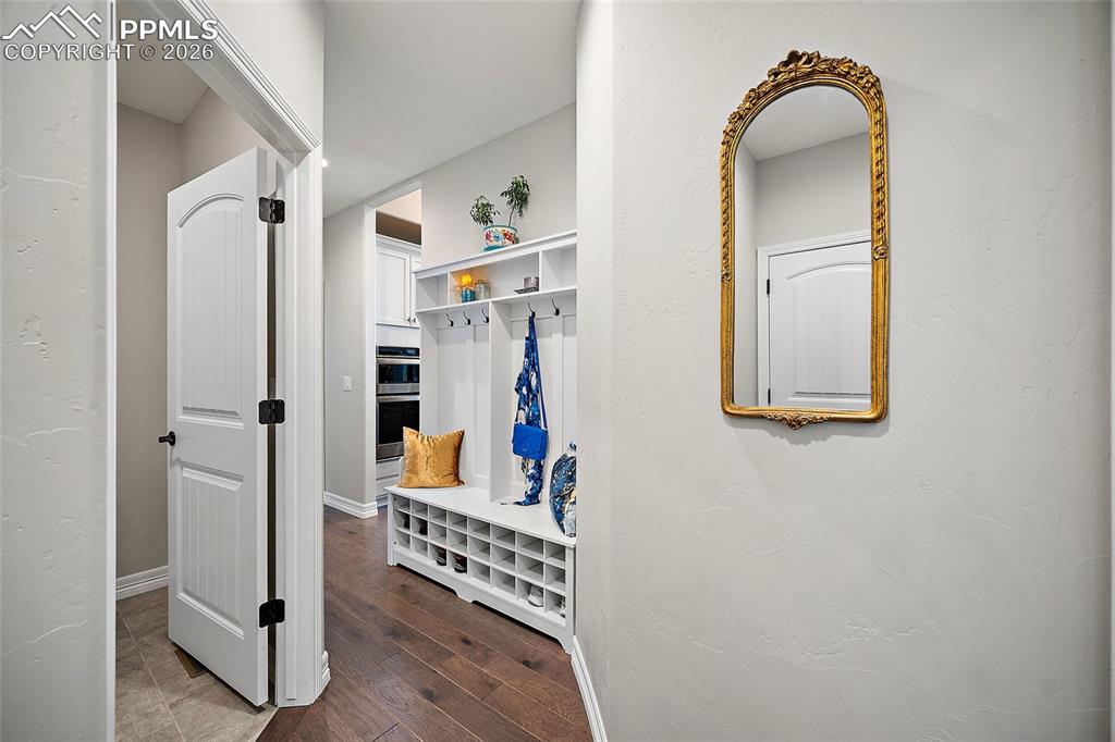 Image 26 of 49: Mud Room