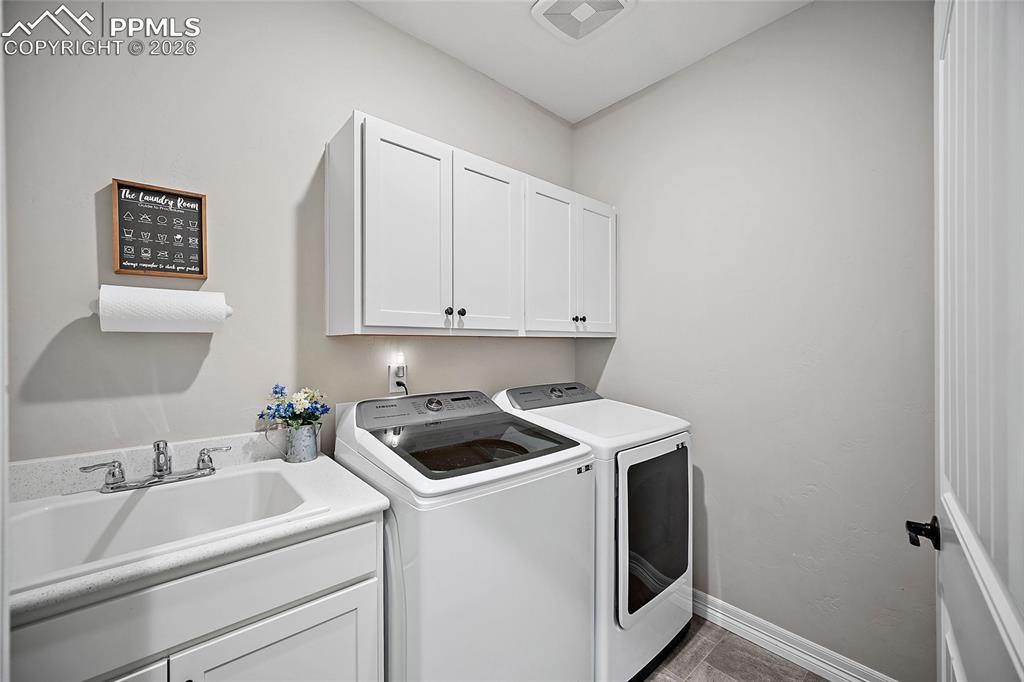 Image 27 of 49: Laundry