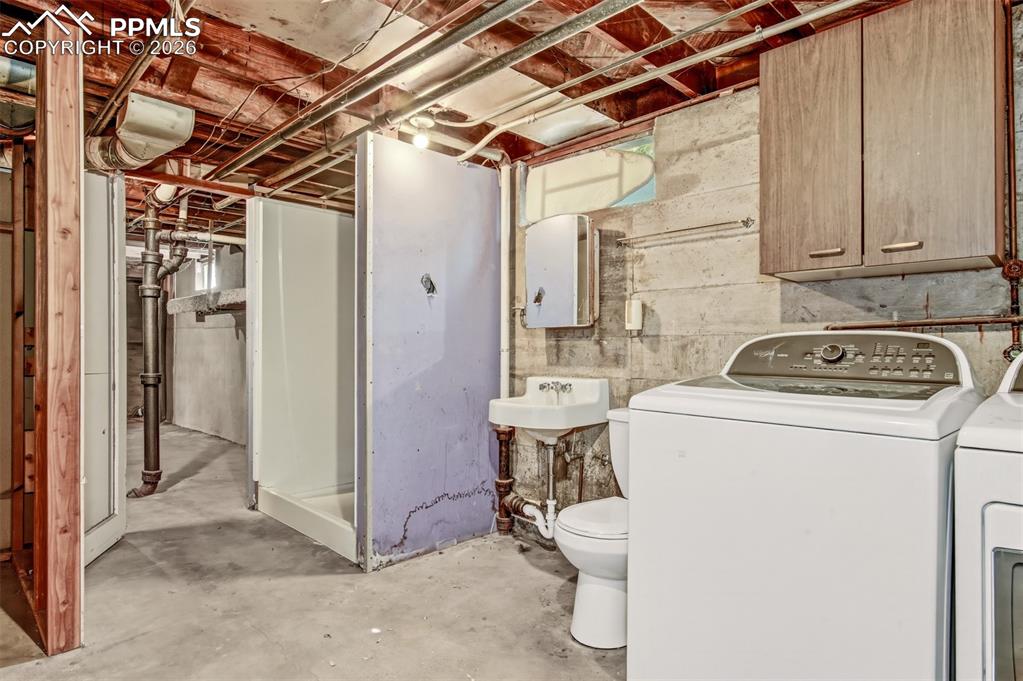 Image 16 of 18: Looking towards the storage room