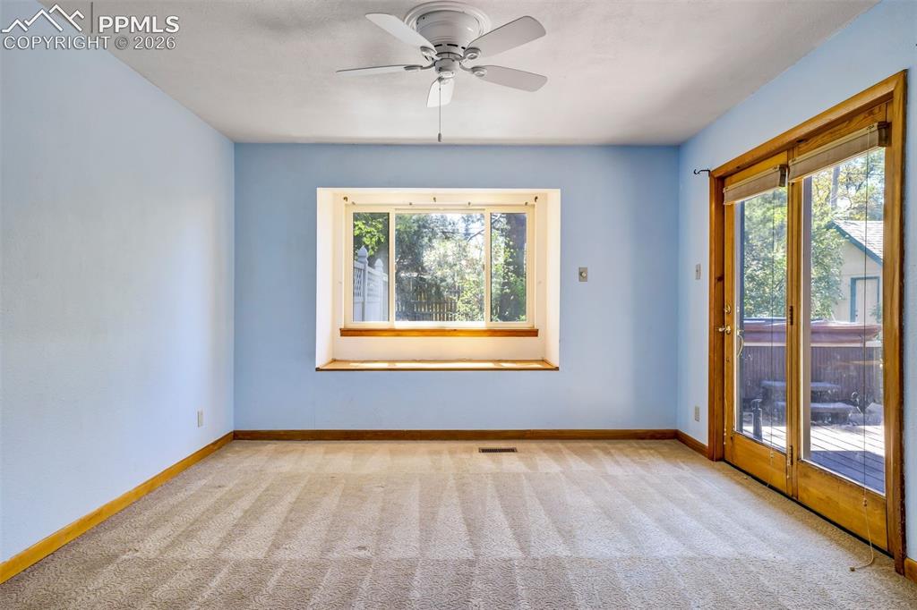 Image 19 of 49: Master Bedroom