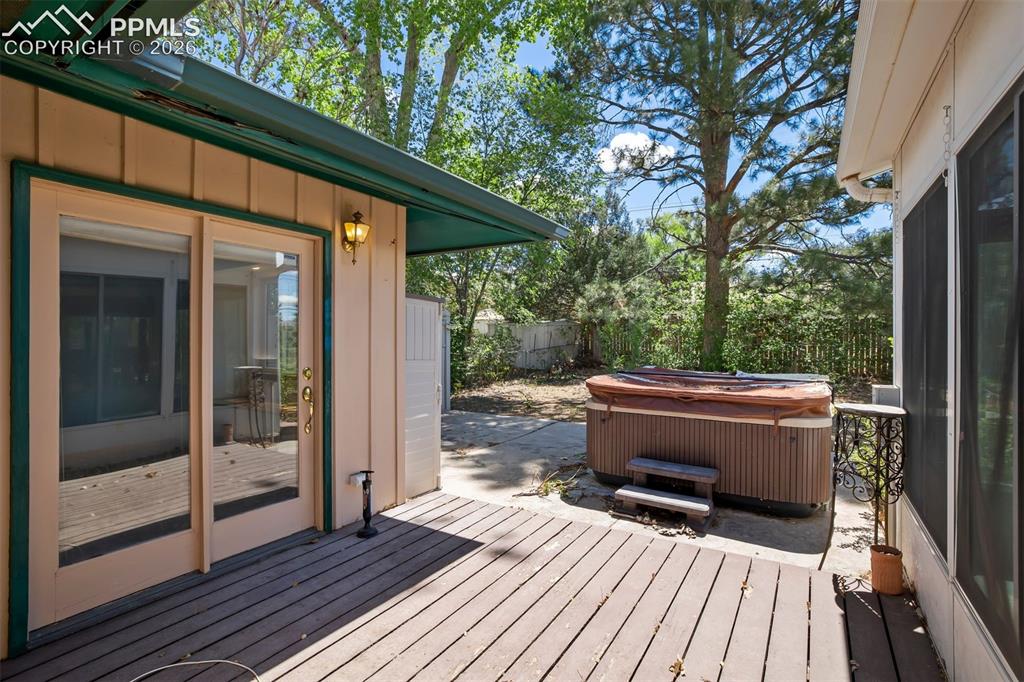 Image 45 of 49: Deck