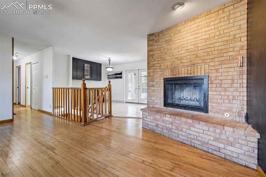 Image 6 of 49: Living Room