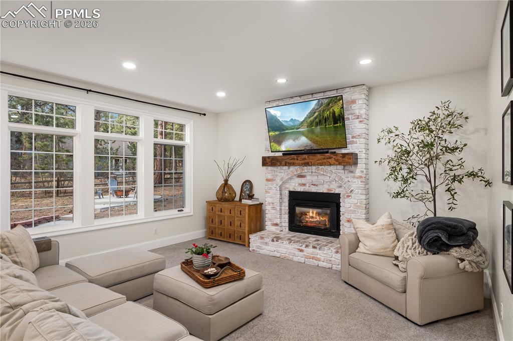 Image 15 of 38: Living Room