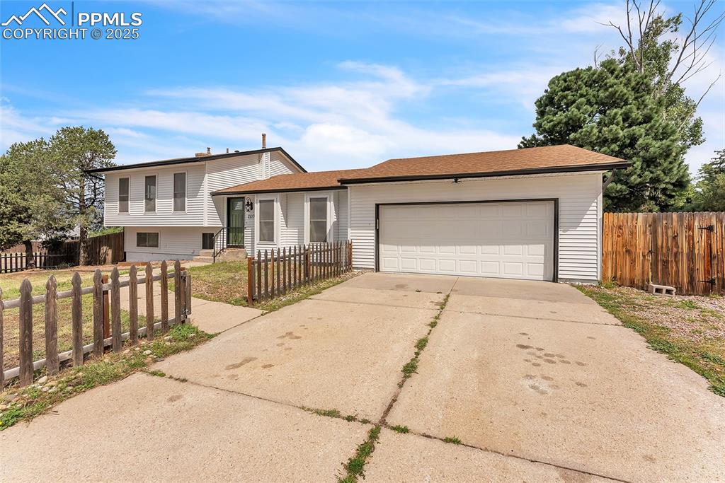 Image 2 of 50: Front of Structure