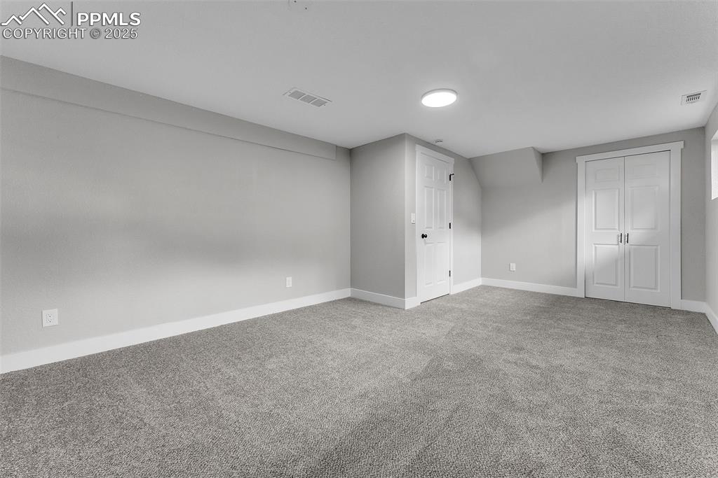 Image 27 of 50: Bonus Room