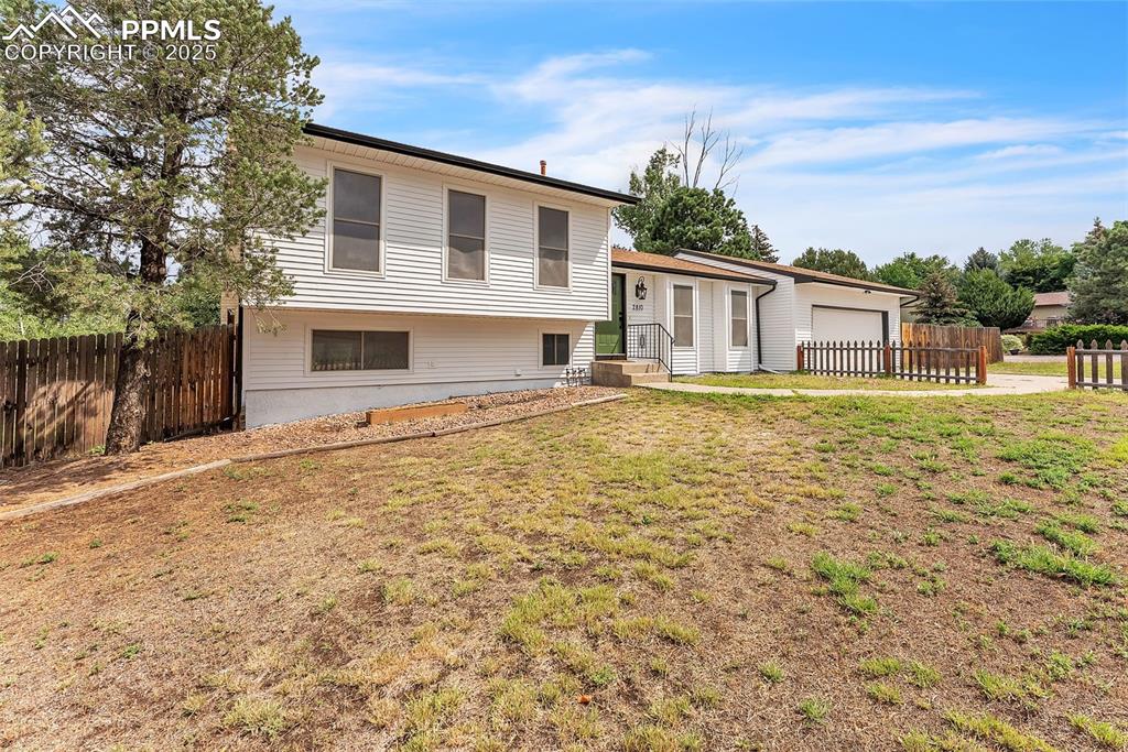 Image 3 of 50: Front of Structure