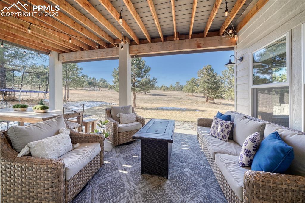 Image 47 of 50: Patio