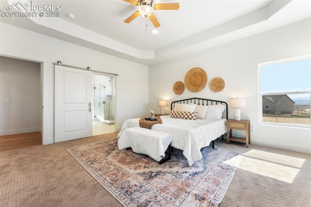 Image 14 of 34: Bedroom