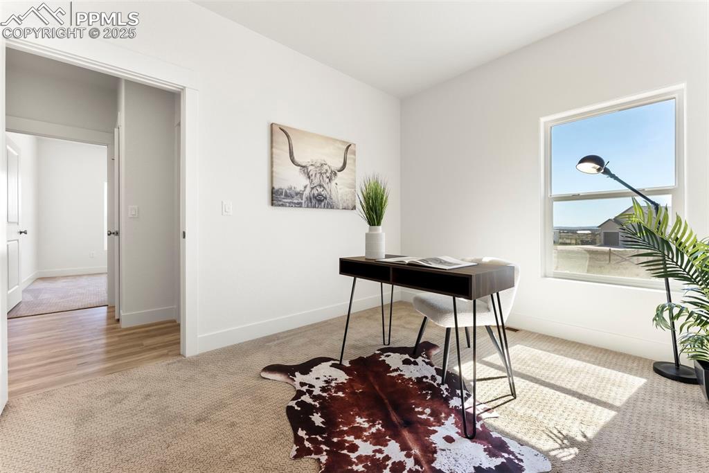 Image 24 of 34: Bedroom