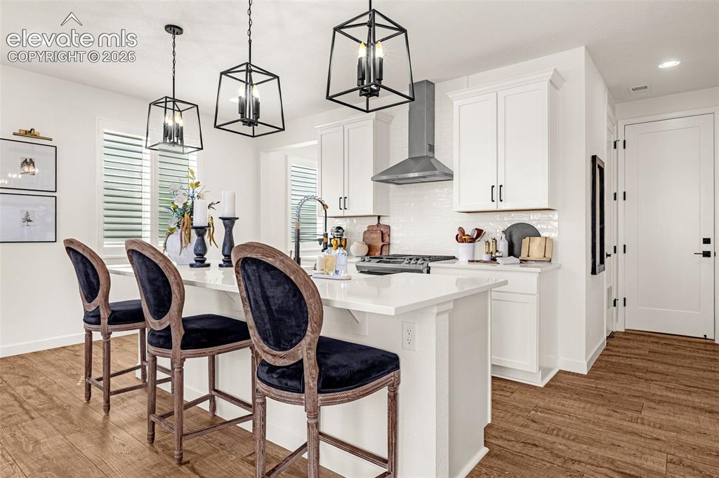 Image 6 of 48: Kitchen