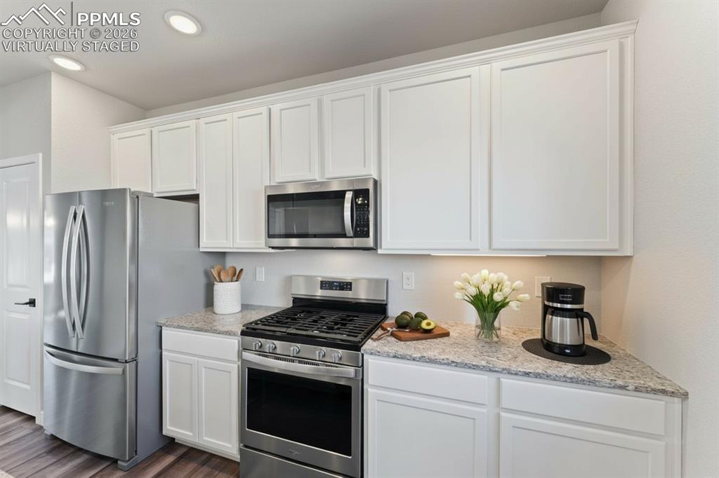 Image 10 of 48: Virtually Staged