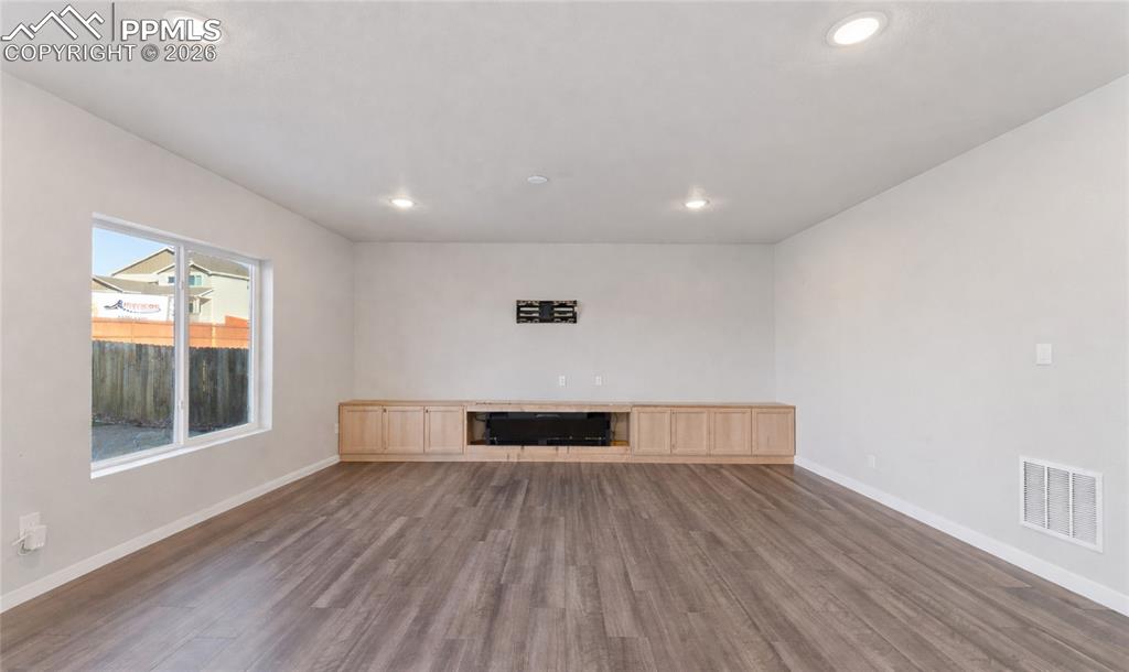 Image 6 of 48: Living Room