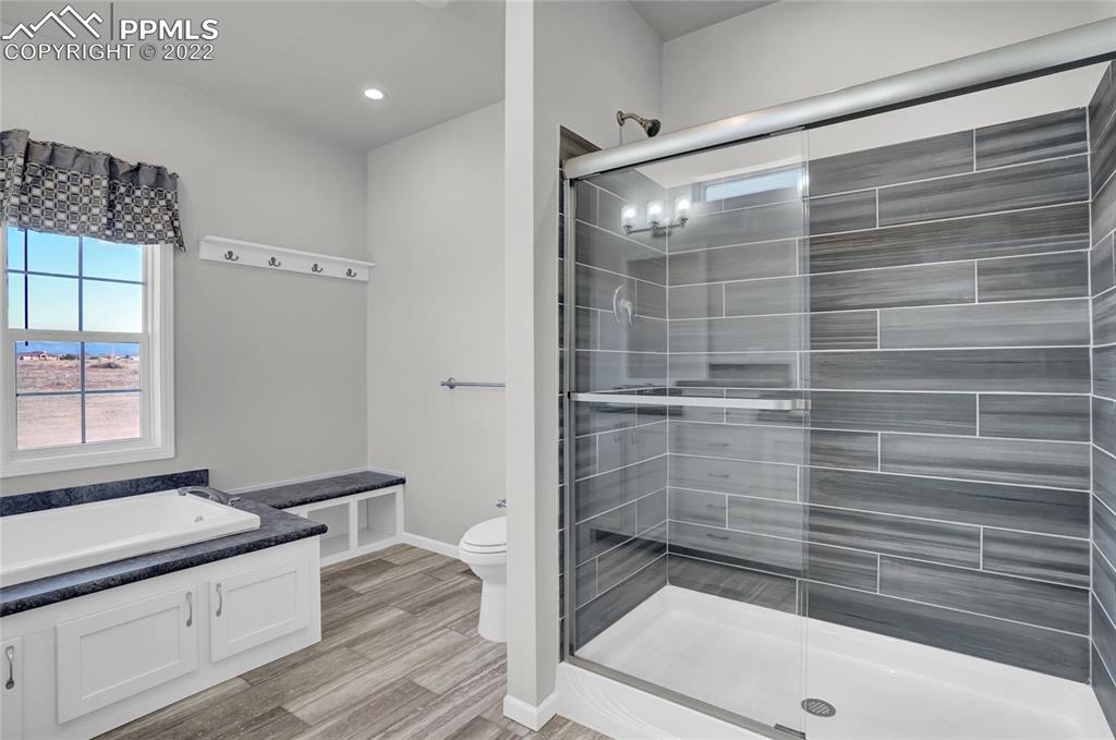 Listing 9352648, Image 20 of 34