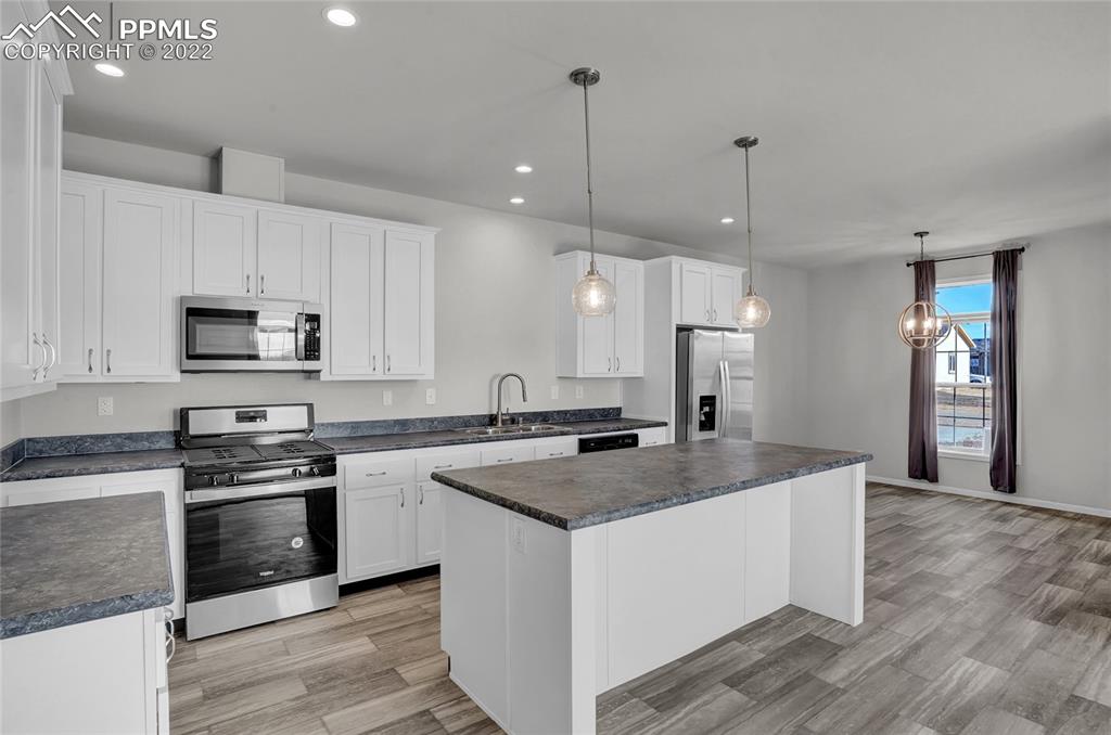 Listing 9352648, Image 6 of 34