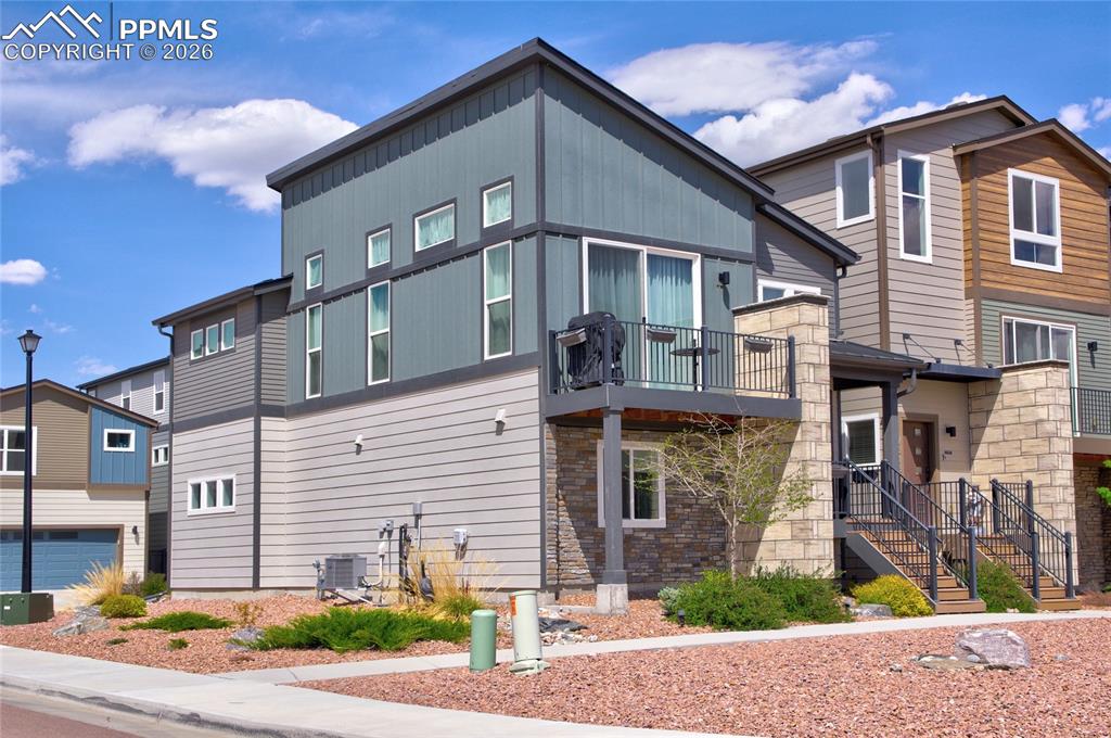 Image 25 of 25: Welcome...