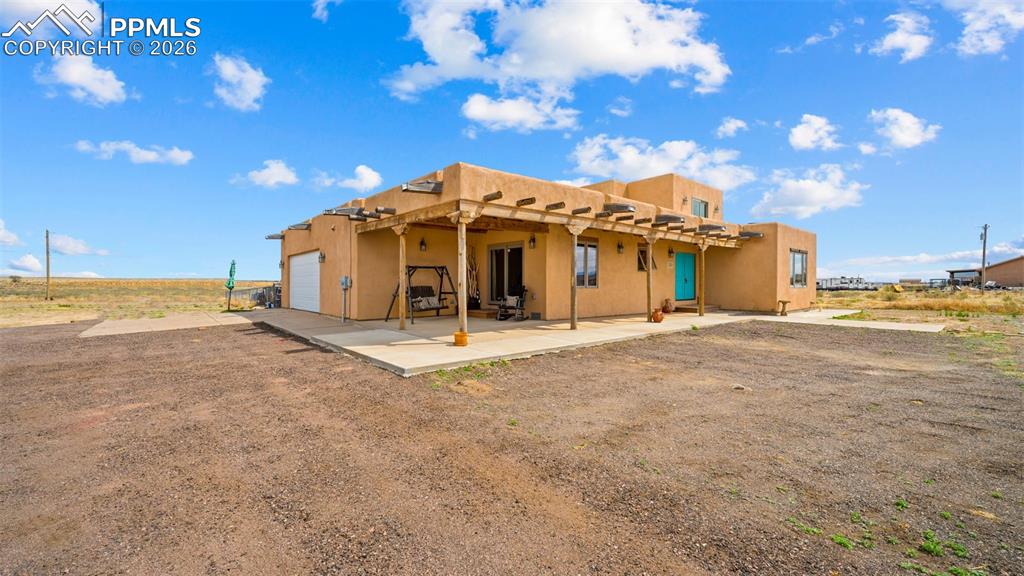 Image 2 of 40: Back of Structure