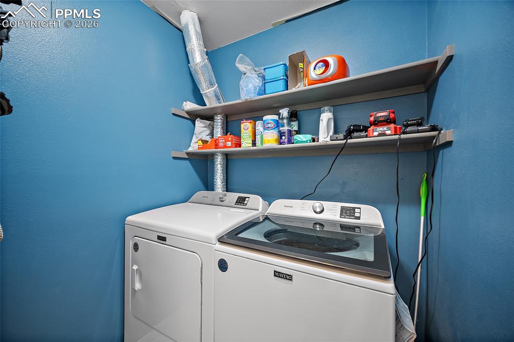 Image 19 of 49: Laundry