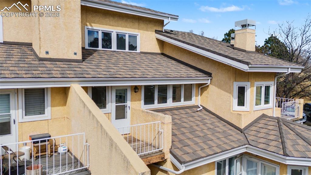 Image 32 of 34: Back of Structure