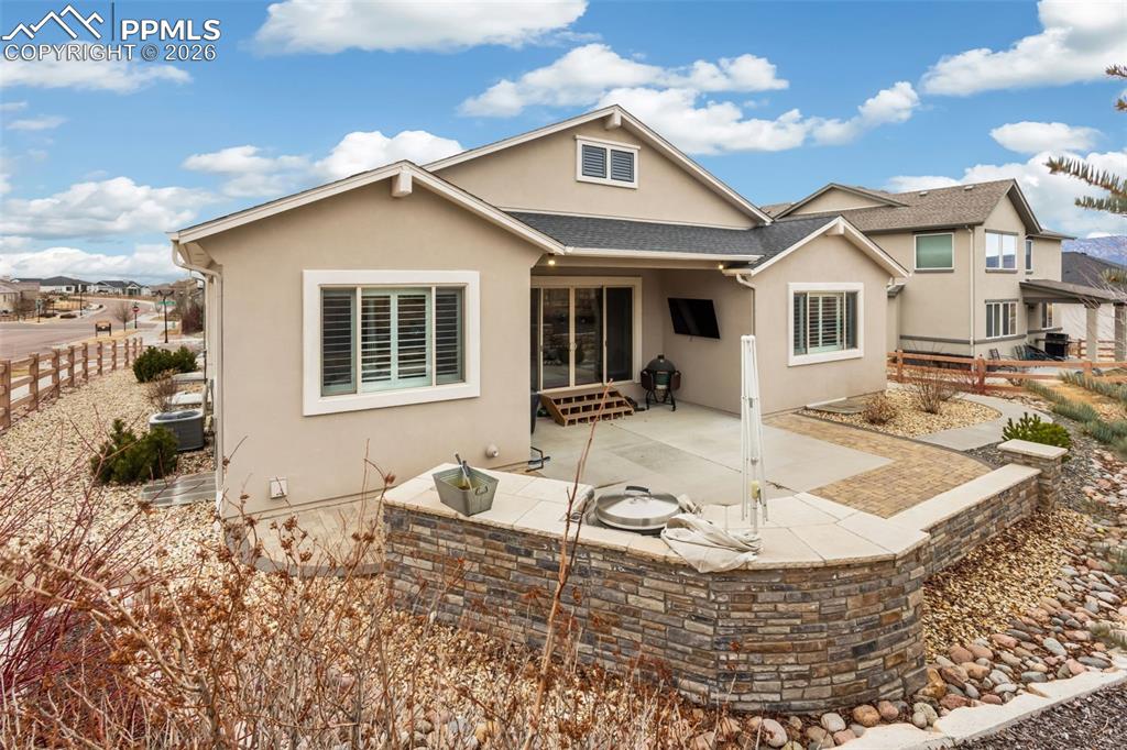 Image 42 of 50: Back of Structure