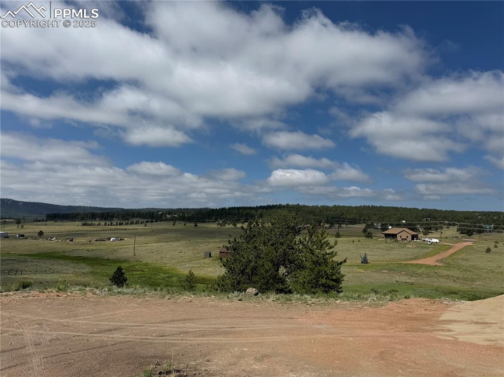 Image 25 of 26: View