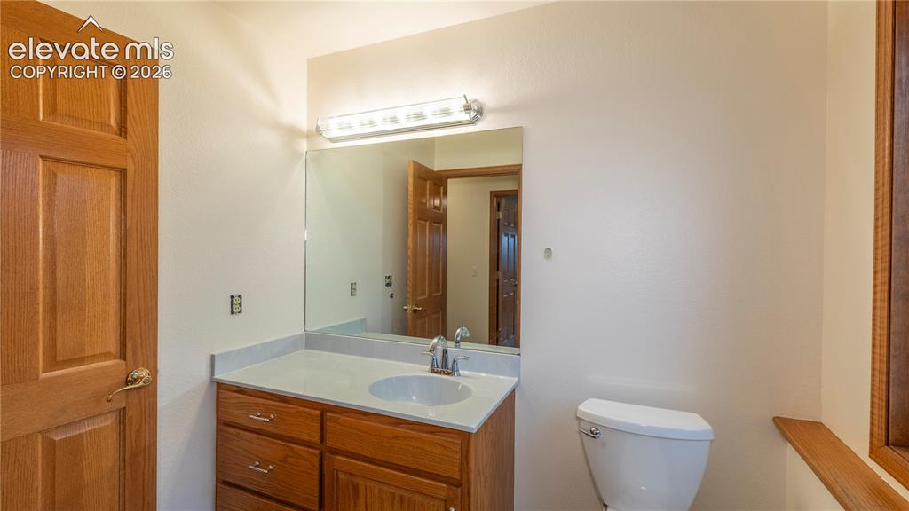 Image 30 of 46: Bathroom