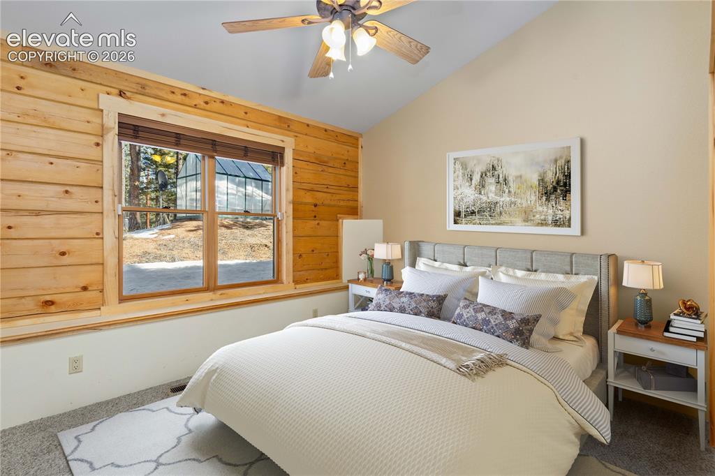 Image 11 of 47: Bedroom