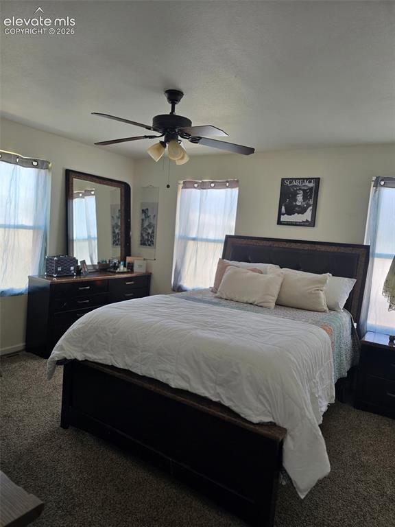 Image 9 of 24: Bedroom