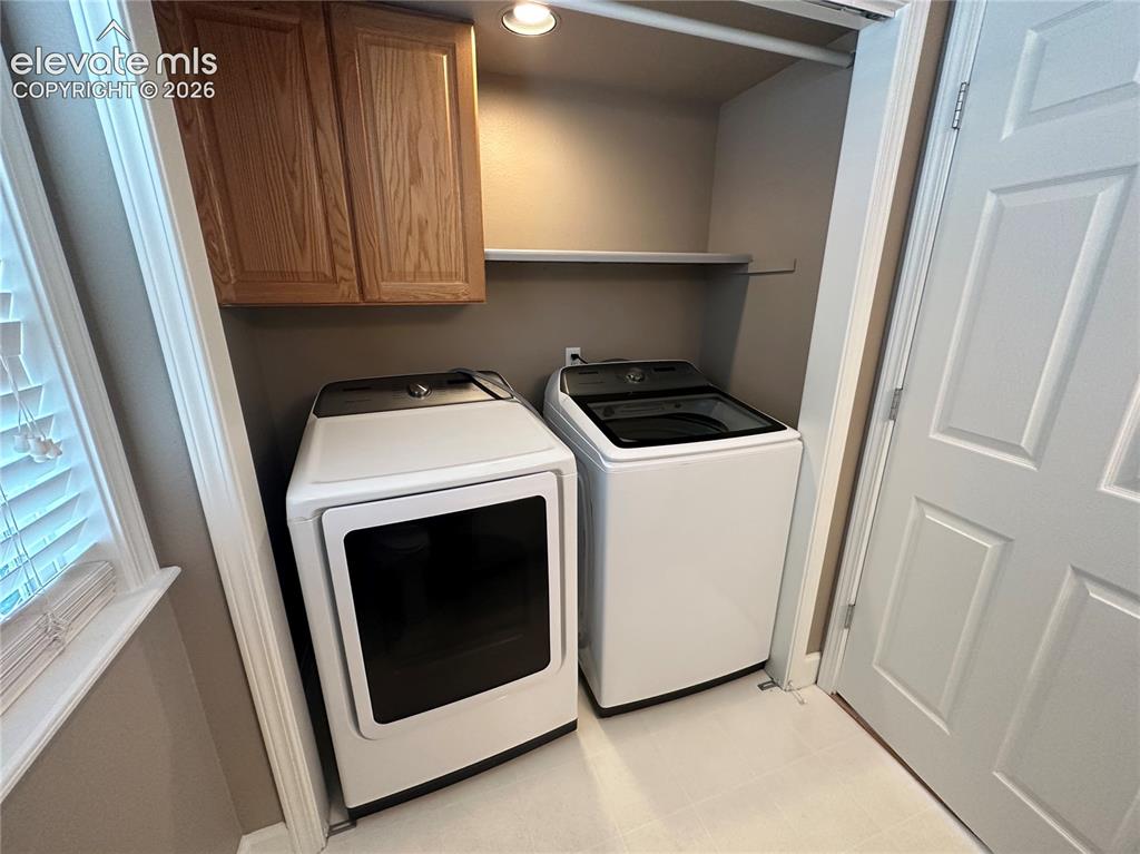 Image 10 of 24: Laundry