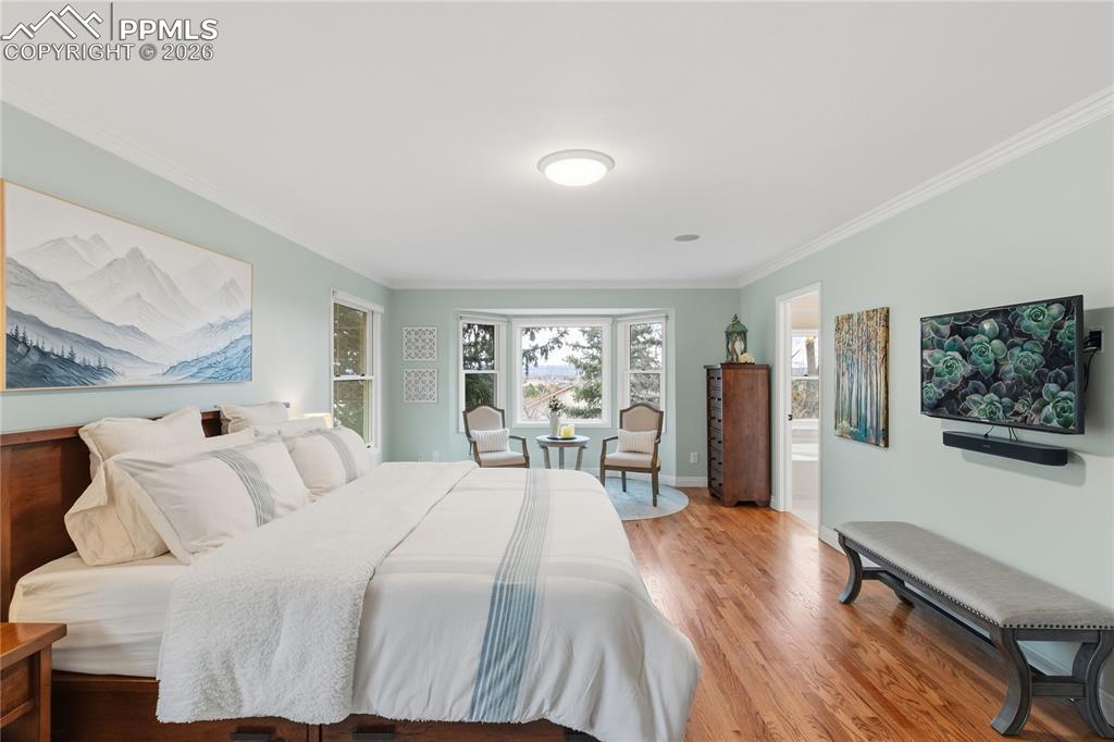 Image 19 of 49: Master Bedroom