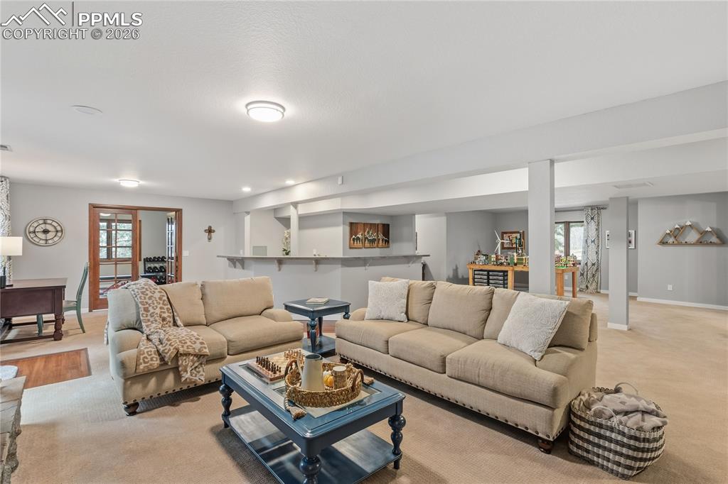 Image 37 of 49: Family Room