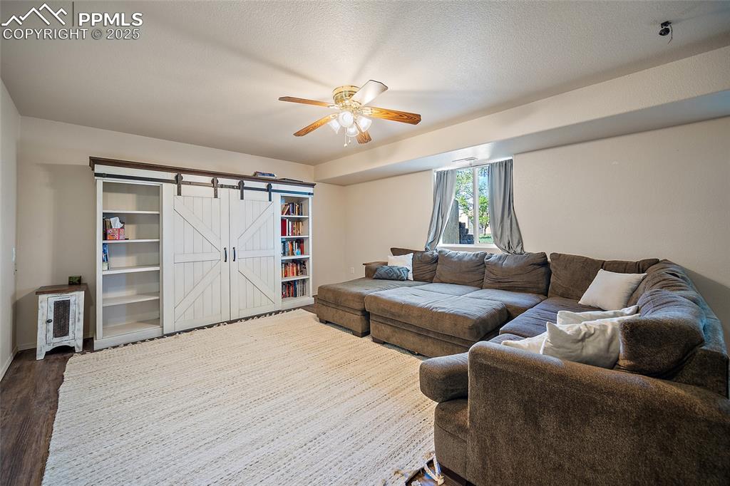 Image 12 of 49: Living Room