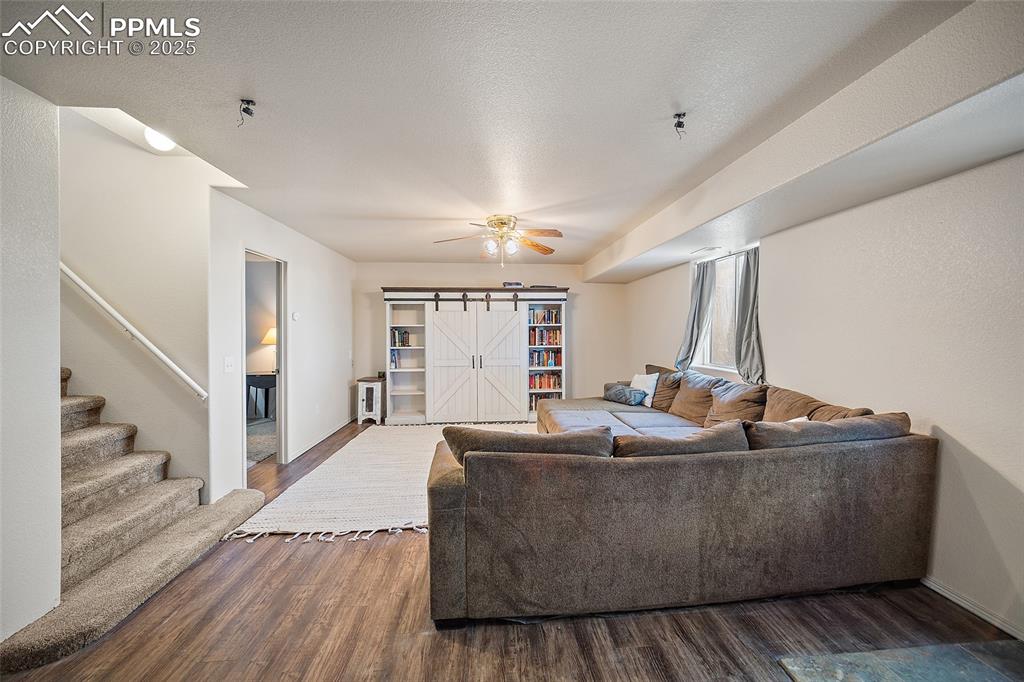 Image 13 of 49: Living Room