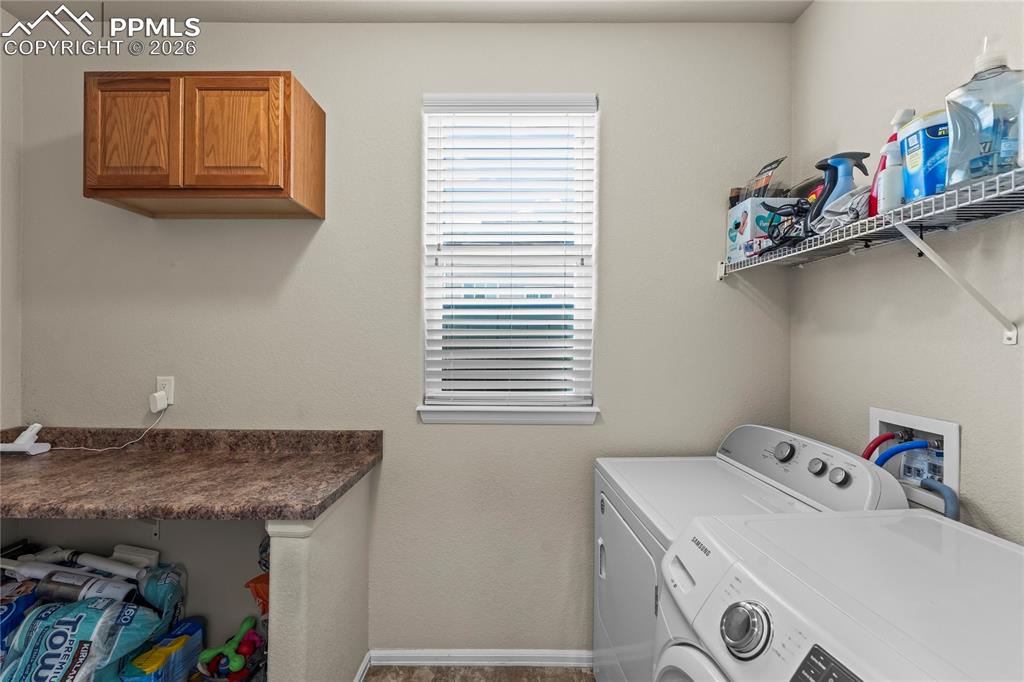 Image 10 of 31: Laundry