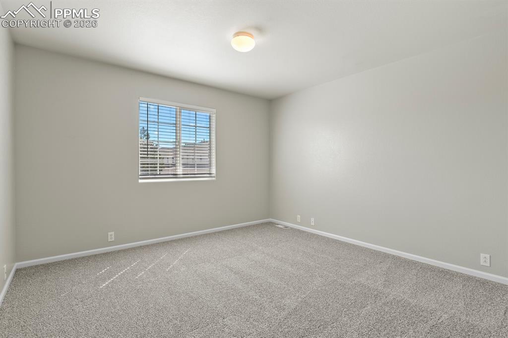 Image 22 of 34: Bedroom