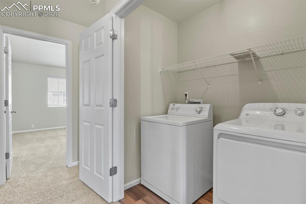 Image 27 of 34: Laundry