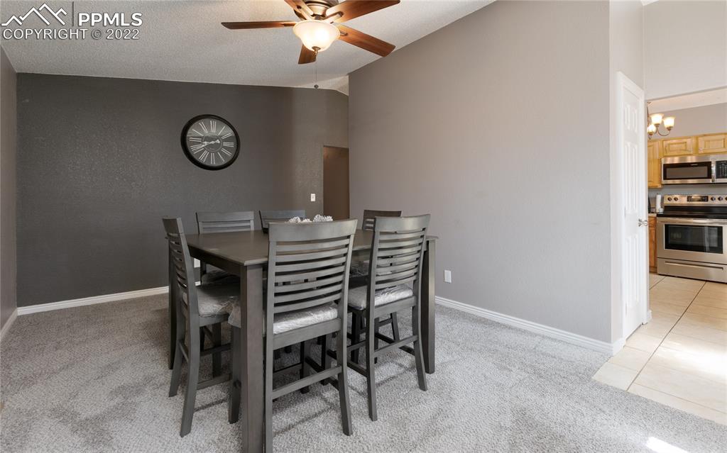 Listing 9364173, Image 5 of 27