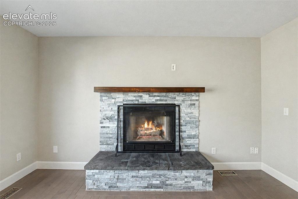 Image 19 of 47: Family Room