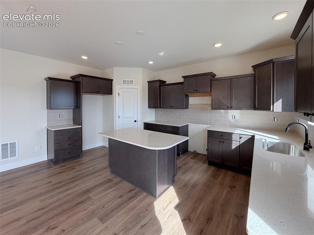 Image 6 of 36: Kitchen