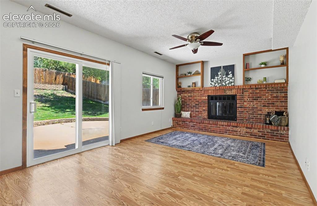 Image 22 of 41: Family room with walk out
