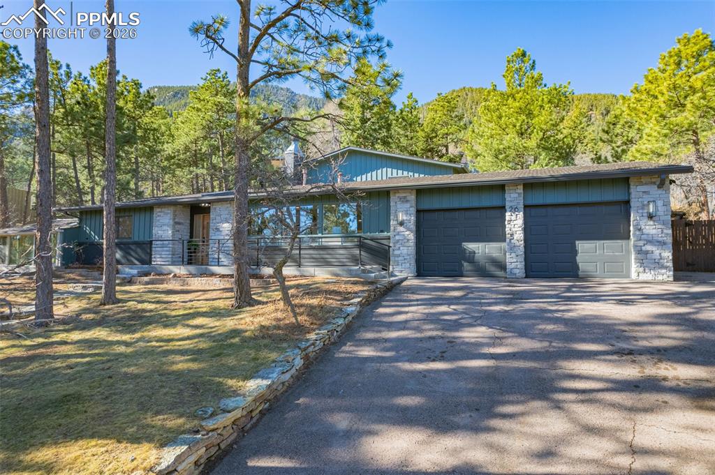 Image 2 of 46: Front of Structure