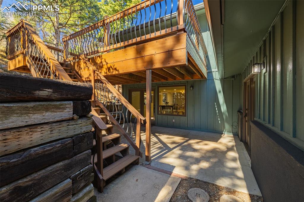 Image 43 of 46: Patio