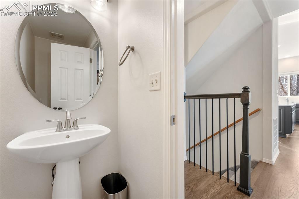 Image 22 of 28: Half Bath Main Floor